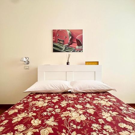 Stylish Room In Milano Exteriör bild